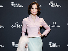 Снигирь в образе Монро, Савельева в обнимку с Сафоновым и другие на вечере Omega