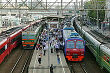 Белозеров: РЖД обслуживает и перевозит 1,2 миллиарда пассажиров в год