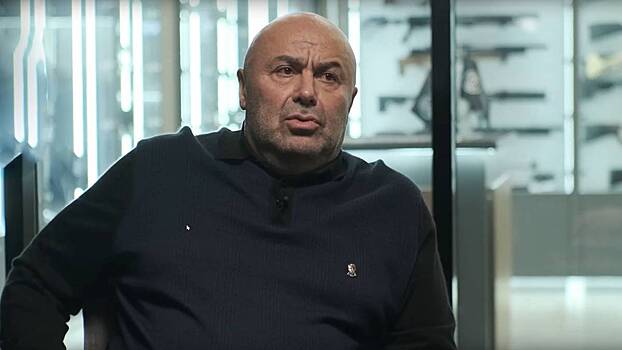 Экс-министр Хубутия получил год условно за нападение с топором на бывшую девушку