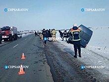 Ехавший в Тольятти пассажирский автобус вылетел с трассы под Саратовом