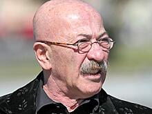 Розенбаум спас женщину в самолете