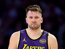 «Лучшие кроссовки на свете». Лука Дончич подарил игрокам «Лейкерс» свои Luka 4