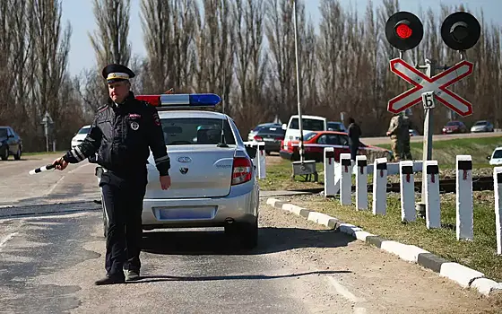 Обгон завершен через сплошную линию: как грамотно ответить инспектору