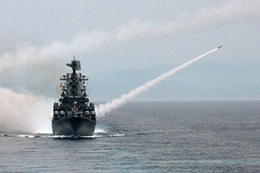 В Севастополе в День ВМФ проведут "Бессмертный полк" на воде
