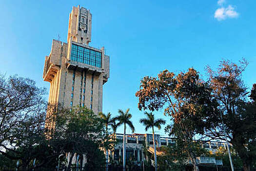 Посол Корнелли: около 3 тыс. российских туристов остаются на Кубе