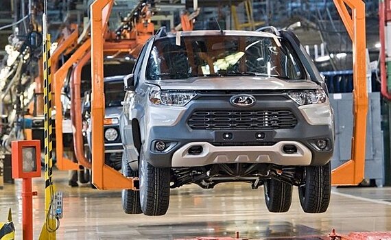 АвтоВАЗ возобновил производство внедорожников Lada Niva Travel