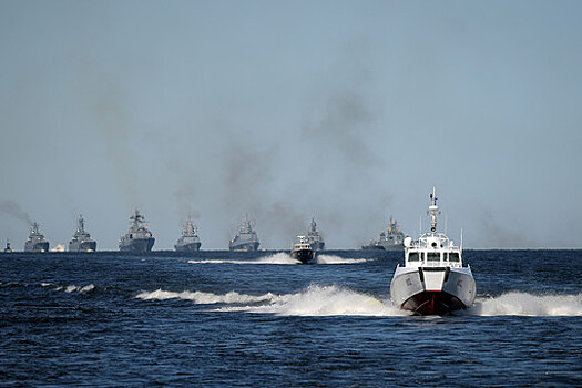 СМИ: разведывательные корабли ВМФ РФ расположились у берегов Шотландии