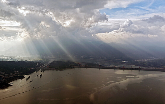 Почему китайские речные лайнеры удивляют не хуже китайских автомобилей