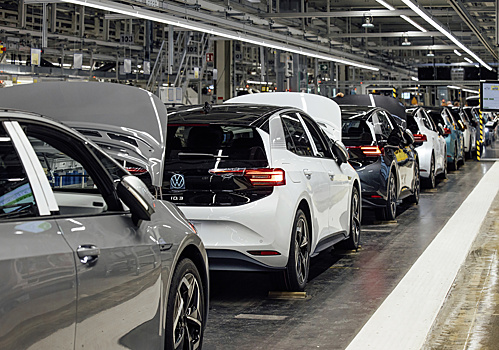  		 			Volkswagen поставил 14000 электрокаров ID.3 в Европу 		 	