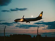 Что делают пилоты при посадке самолета: видео