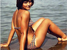 Да здравствует лето! Винтажные фото знаменитых красавиц на пляже