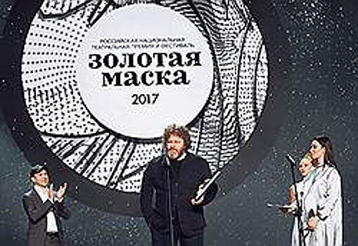 В тон черно-белому