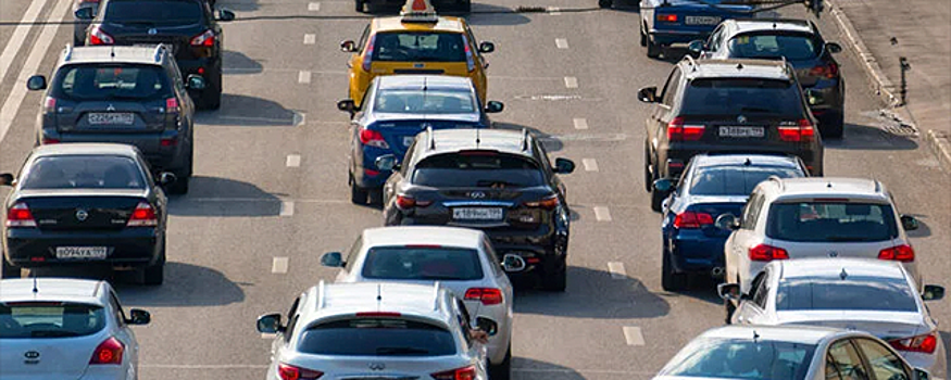 ФНС начала рассылать водителям квитанции об уплате транспортного налога за 2021 год