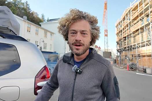 Варламов посетил супермаркет в Исландии и пожаловался на плохо выглядящие и дорогие овощи