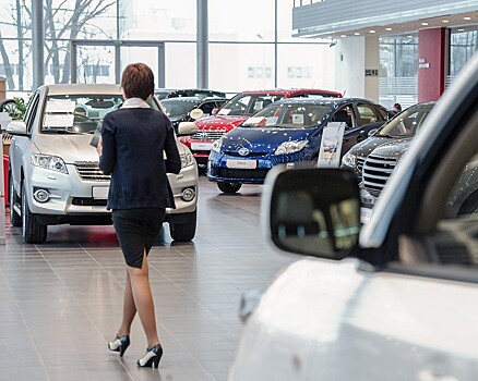 Рынок легковых авто вырос в апреле на 167% на эффекте низкой базы