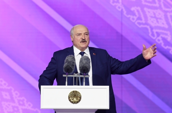 Лукашенко раскритиковал работу ВПК Белоруссии