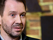 "Калигула" с Евгением Мироновым и встреча с акулами в Okko