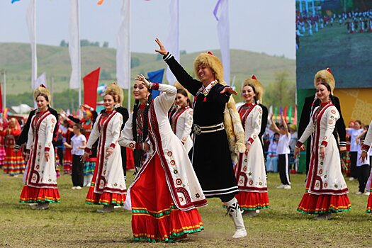 В Абзелиловском районе Башкортостана состоялась праздничная программа в рамках V Всероссийского инвест-сабантуя «Зауралье-2023»