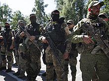 Автомобиль с украинскими саперами подорвался на мине вблизи Мариуполя