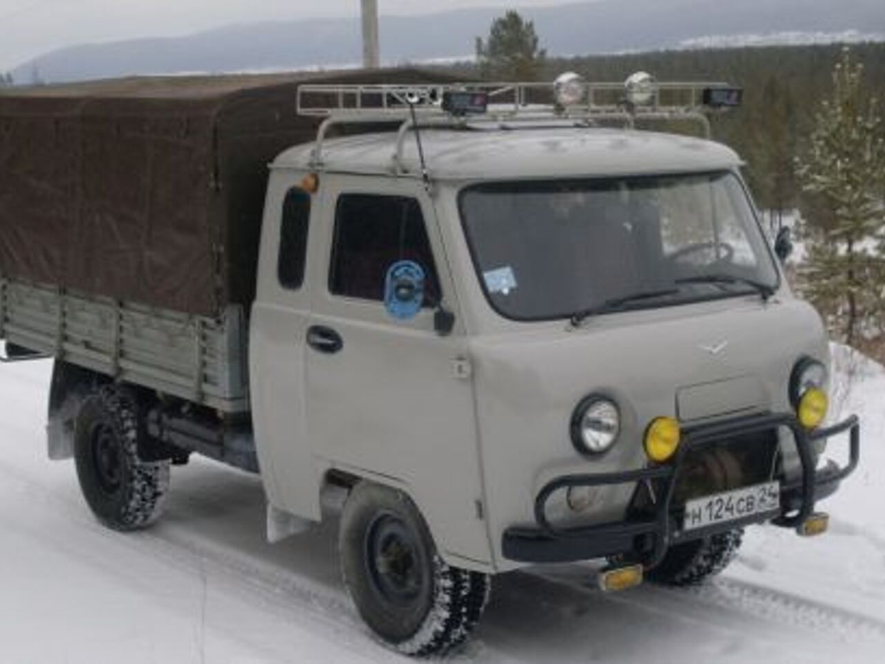 Уаз 33095 со спальником. Уаз головастик 39095. Уаз 3303 со спальником. Уаз 39095 бортовой. Уаз бортовой со спальником.