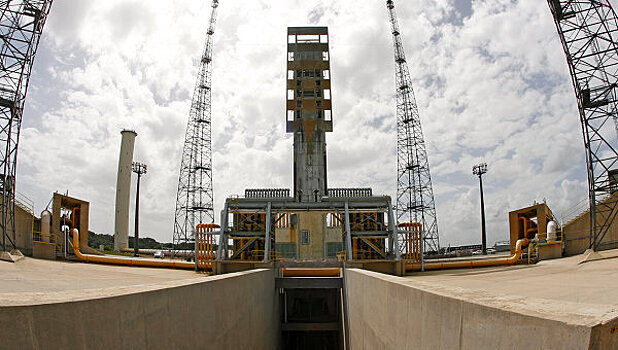 Старт ракеты-носителя с космодрома Куру отложен из-за неисправности