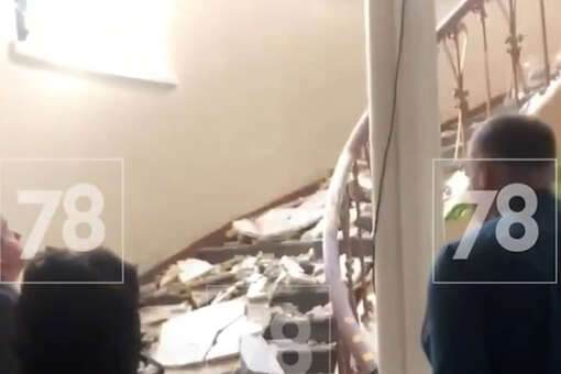 В выборгском филиале ЛГУ имени Пушкина обрушилась стена на место охранника