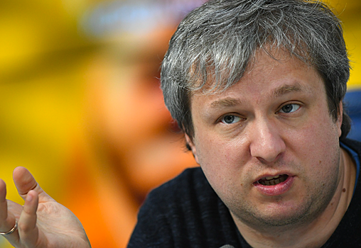 Антон Долин и Тихон Дзядко пополнили список иноагентов