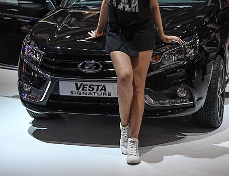 Названы предварительные цены на универсал Lada Vesta