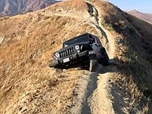 В США Jeep Wrangler возомнил себя горным велосипедом