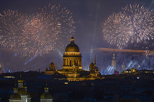 В Петербурге прошел праздник "Алые паруса"