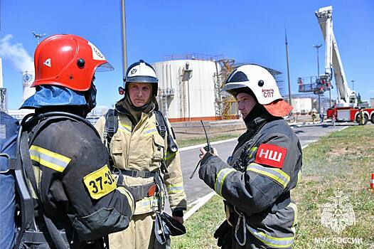 Разрушение резервуаров с горючим: на Ростовской АЭС спасатели провели тактические учения