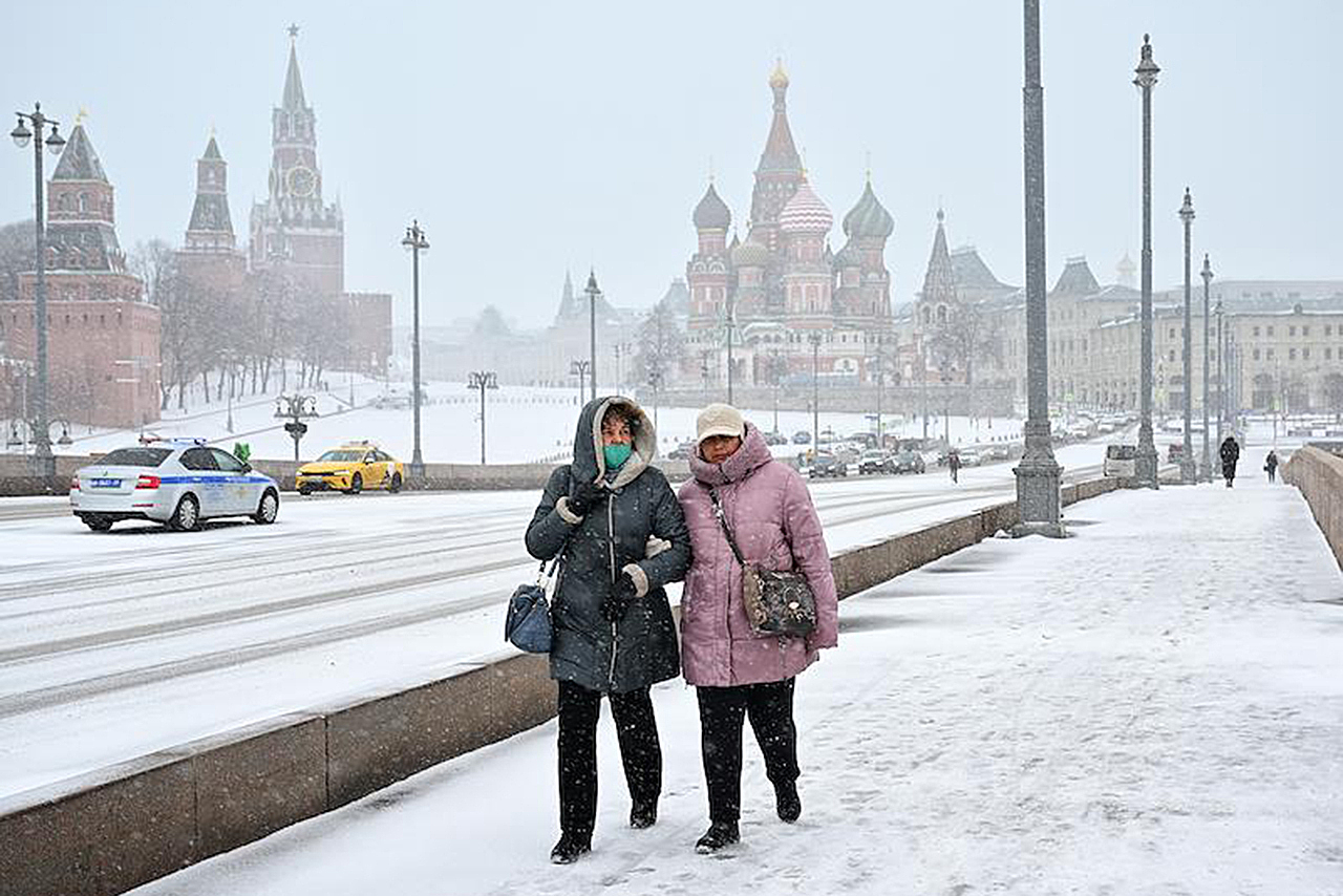 У в москве сейчас