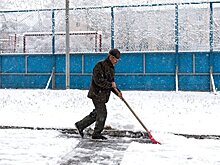 Мэр Южно-Сахалинска попросил бизнес помочь городу с уборкой снега