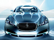 «Там пробка просто»: блогер устроил «покатушки» по тротуарам в Москве