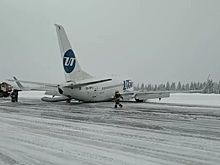 Жестко севший Boeing убрали с ВПП в аэропорту Усинска