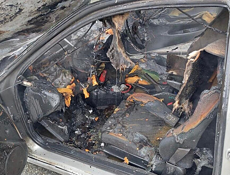 Три автомобиля сгорели ночью в Автозаводском районе