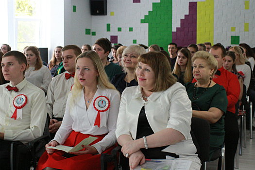 Педагоги из Гатчинского района победили на областном конкурсе молодых учителей