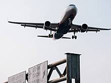 У двух пассажиров летевшего в Москву самолета обнаружили неизвестную инфекцию