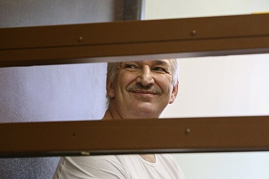 Суд смягчил меру пресечения экс-главе НПО им. Лавочкина