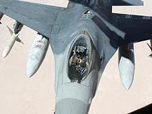 Арну Столлманн на своем F-16 мечтает ударить по Воронежу и «завалить» хотя бы один русский истребитель
