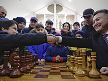 В Махачкале стартовал шахматный турнир памяти Азиза Алиева