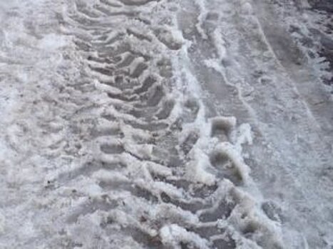 «Остановился и посмотрел на машину»: в Башкирии сбили маленькую девочку