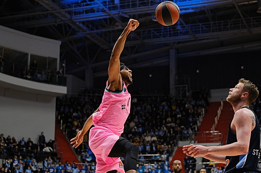 «Зенит» уверенно обыграл «Барселону» и сравнял счёт в серии плей-офф Евролиги