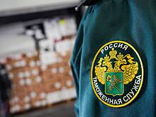 Женщина разбила бутылки с виски и устроила скандал на таможне Петербурга