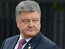 Соцсети усомнились в адекватности Порошенко из-за "назначений в Крым"
