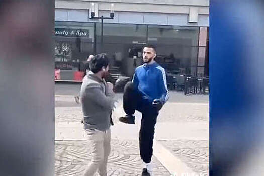 В TikTok опубликовали видео нападения на организатора акций с сожжением Корана