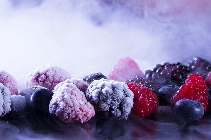 Эндокринолог объяснила, почему замороженные фрукты и овощи полезнее тепличных