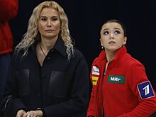 Камила Валиева захватила лидерство после короткой программы на 3-м этапе Гран-при России