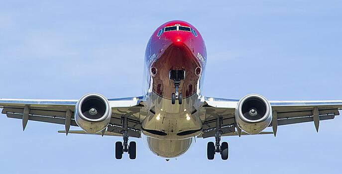 Norwegian отказывается от масок на всех рейсах, несмотря на активность нового штамма