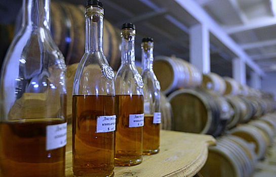 Избербашский винно-коньячный завод ждет туристов